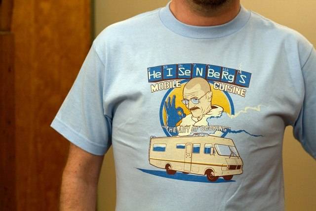 HeISeNBeRgS Breaking Bad T-Shirt