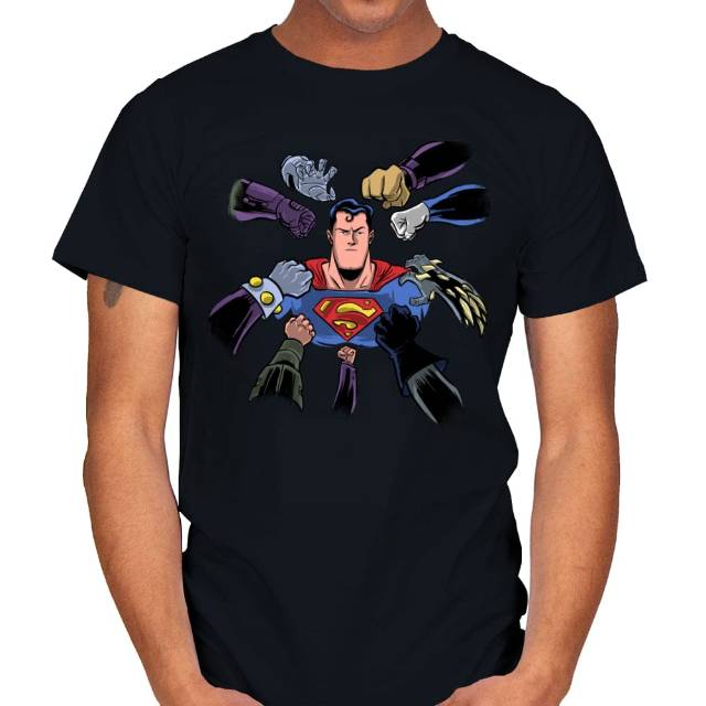 Super Surrounded - Superman T-Shirt