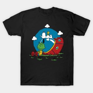 Comic Dog Extraterrestrial - Snoopy T-Shirt